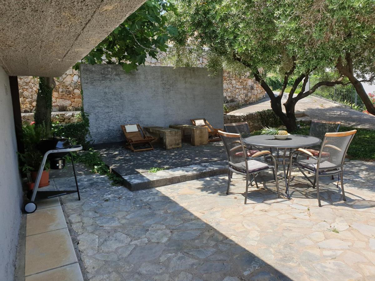 Вілла Two Olives Врбник Екстер'єр фото
